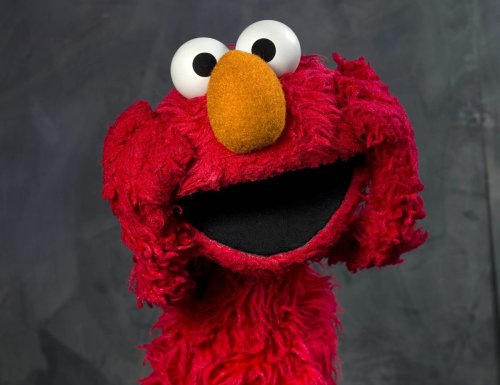 Elmo, 3, joins youngest Americans in getting vaccinated