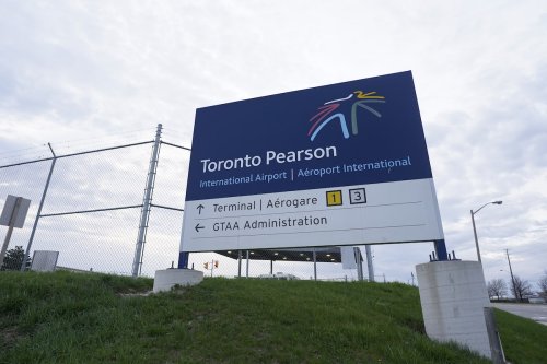 Airline caterers go on strike, affecting travellers on flights via Toronto’s Pearson airport