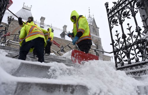Major snowstorm hits southern Ontario