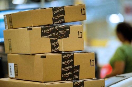 Amazon raises stakes as retailers battle for customers online
