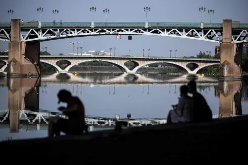 Bordeaux region bans outdoor events as heatwave hits France