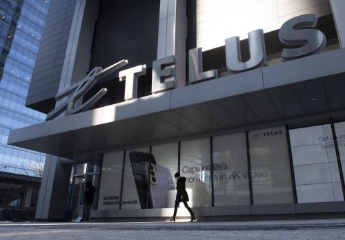 telus-seeks-crtc-approval-to-charge-customers-a-fee-for-credit-card