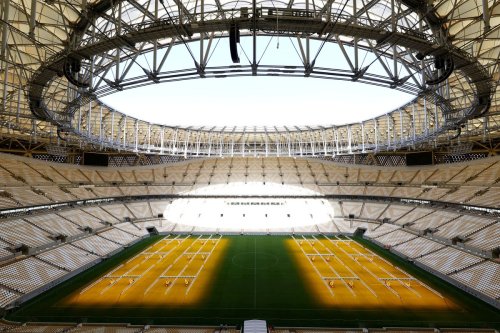 long-lines-and-lack-of-water-mar-qatar-world-cup-stadium-trial-flipboard