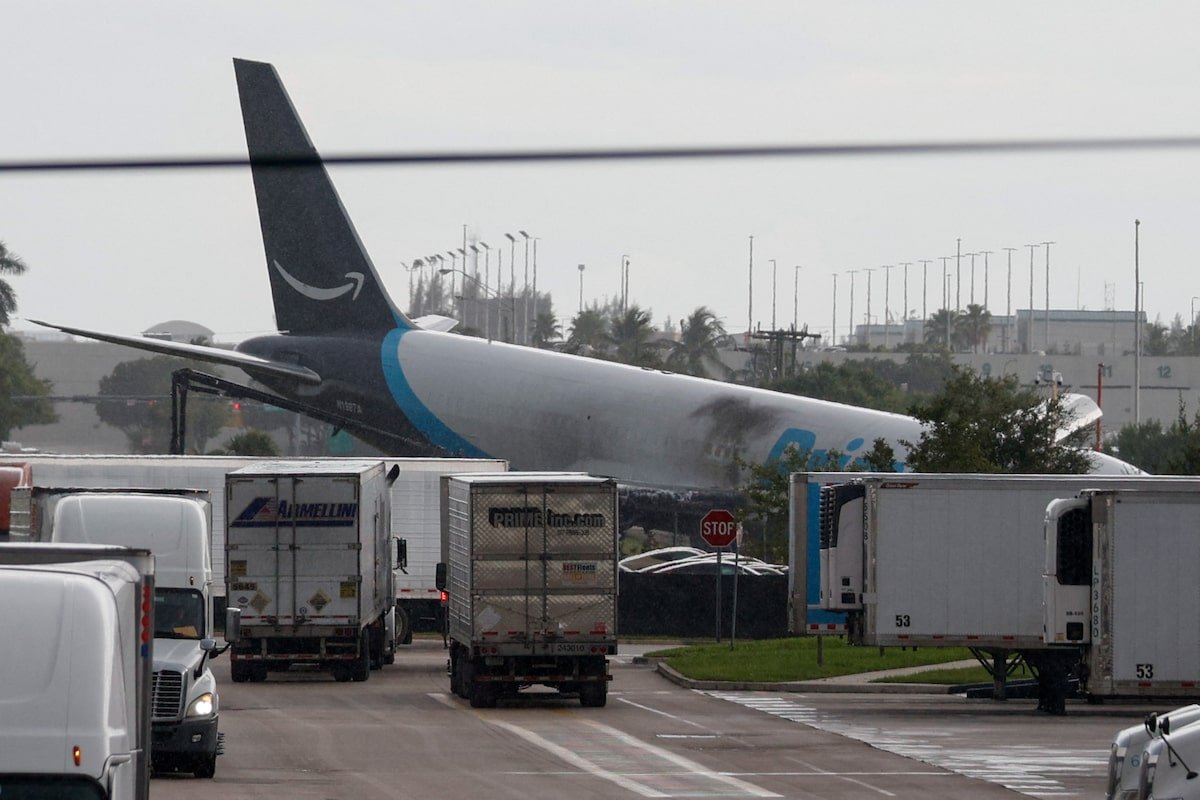 Amazon cargo plane collides with vehicles after overshooting runway at Miami airport