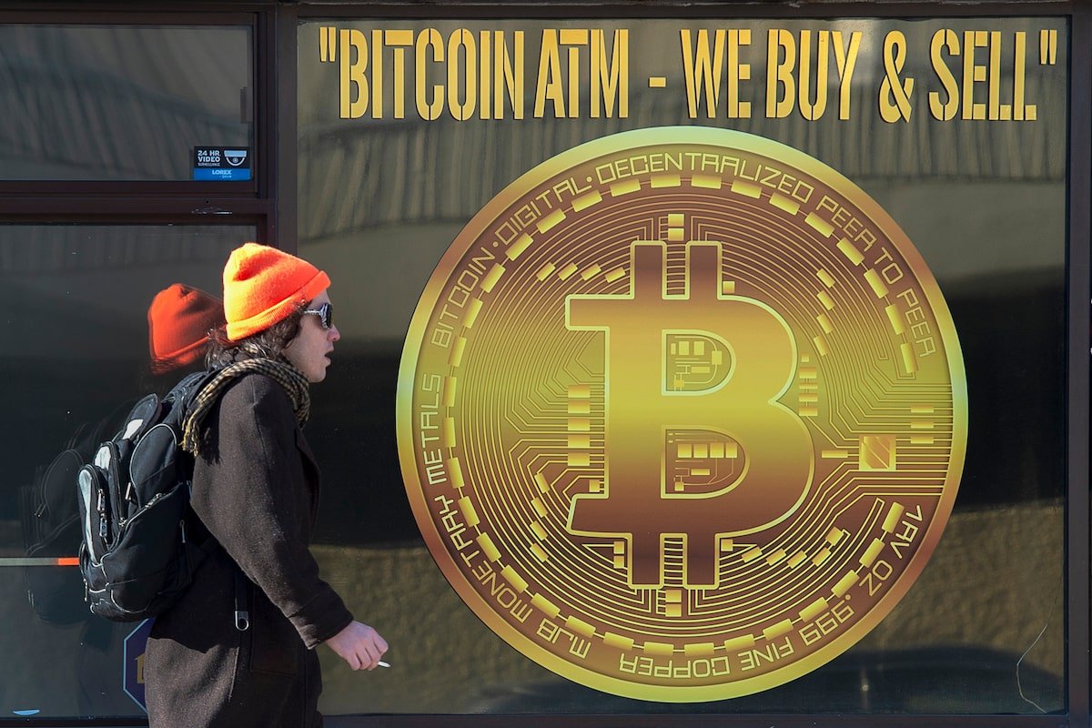 Bitcoin and gold: A lesson in fundamental vs. speculative value