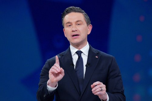 Pierre Poilievre pledges to repeal ban on single-use plastics