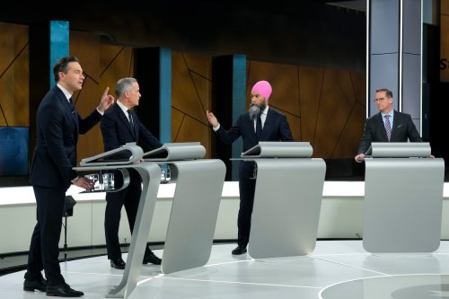 Federal party rivals target Carney in English leaders’ debate