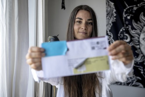 In Quebec riding that Liberals won by a single vote, this woman’s Bloc ballot was sent back