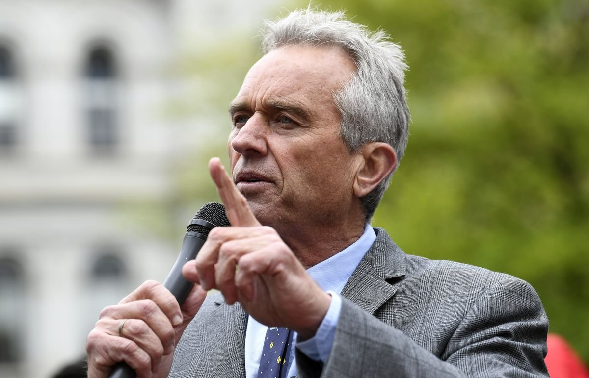 Robert F. Kennedy Jr. removed from Instagram for posting false COVID-19 claims