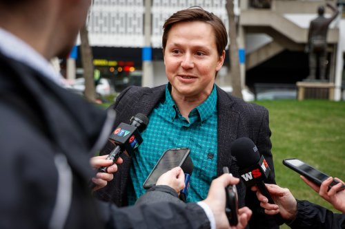Alberta transportation minister wants bike lanes gone, critics say stay in your lane
