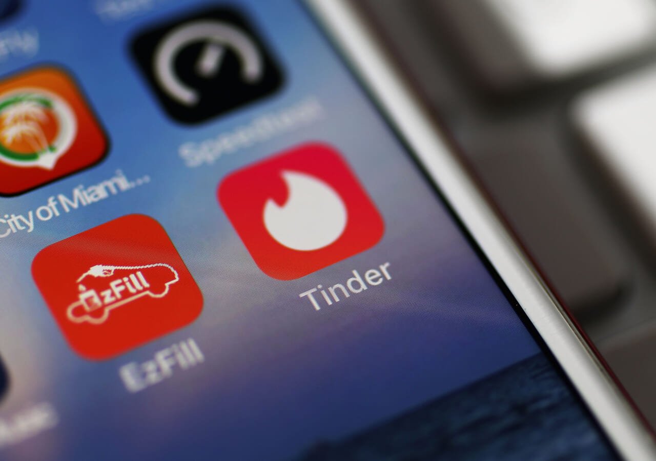 Tinder, Bumble and more dating apps to add vaccine badges to profiles