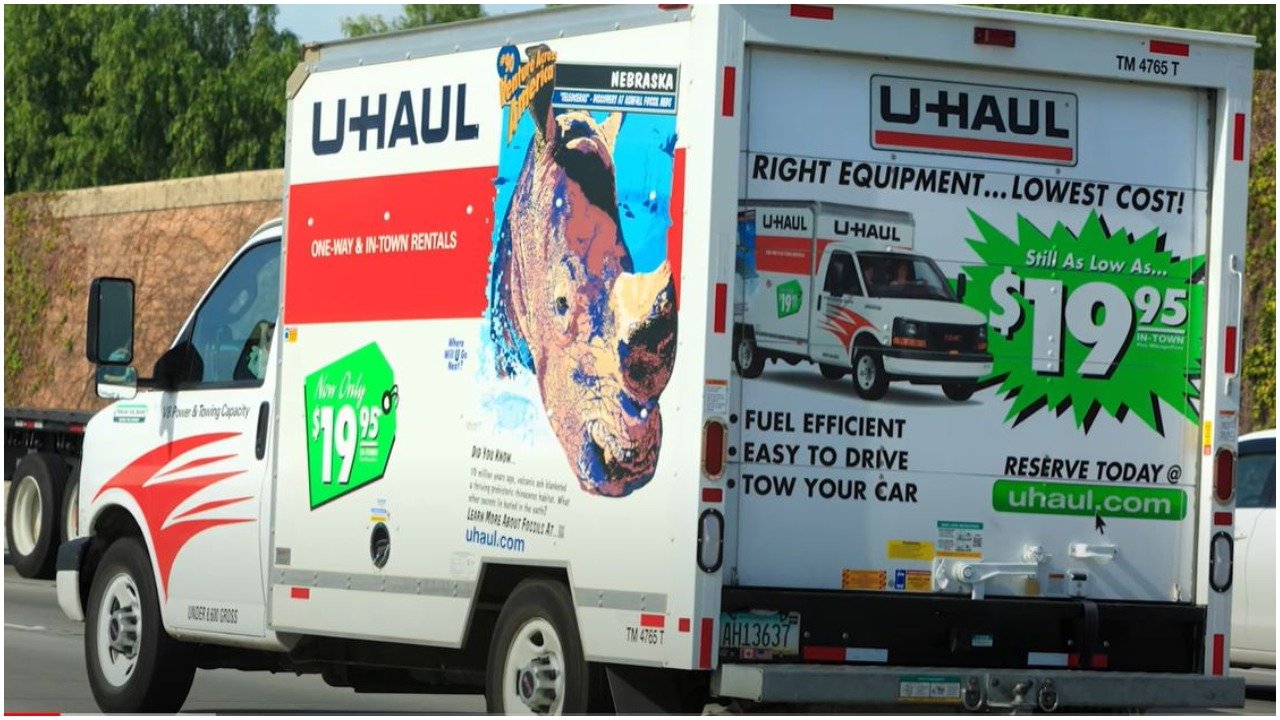 Florida couple arrested after shooting at Black father, son returning U-Haul