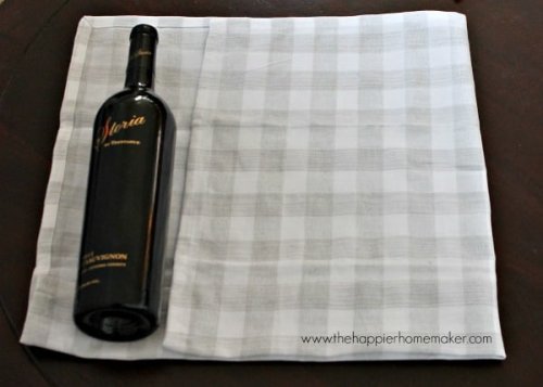 No Sew Wine Bottle Wrap-A DIY Gift Idea