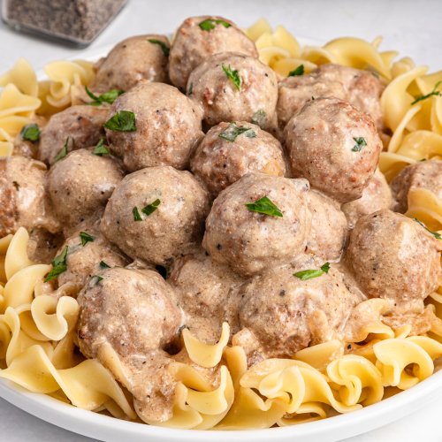 Slow Cooker Swedish Meatballs