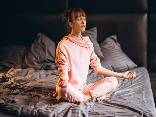Bedtime Meditation For Better Sleep: 6 Benefits Of Doing It Everyday