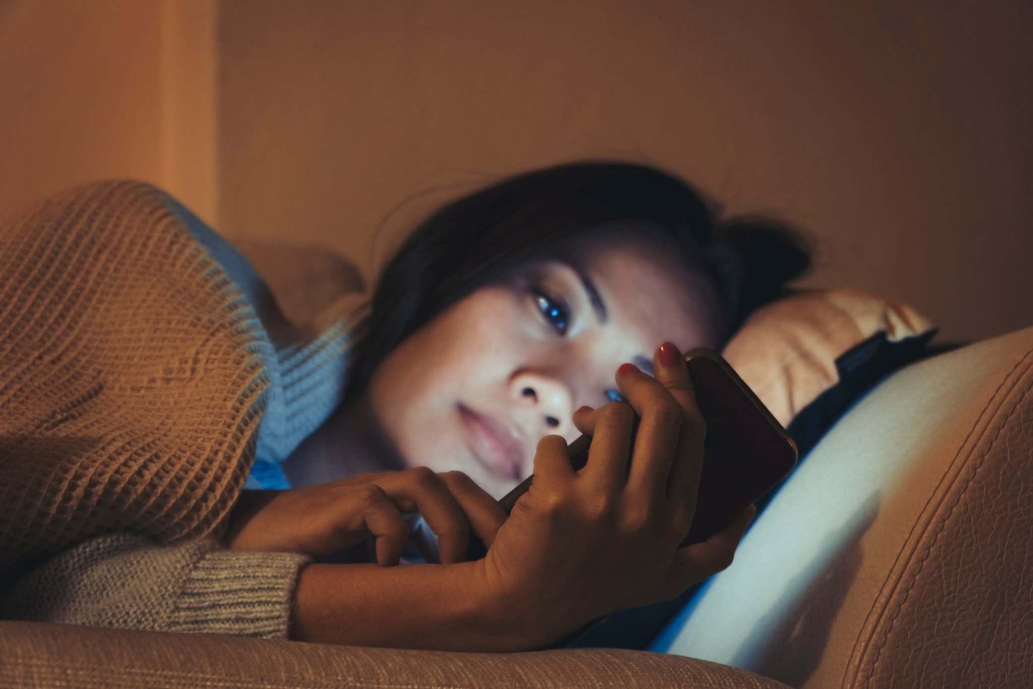 How Bad Is It to Fall Asleep While Looking at Your Phone?