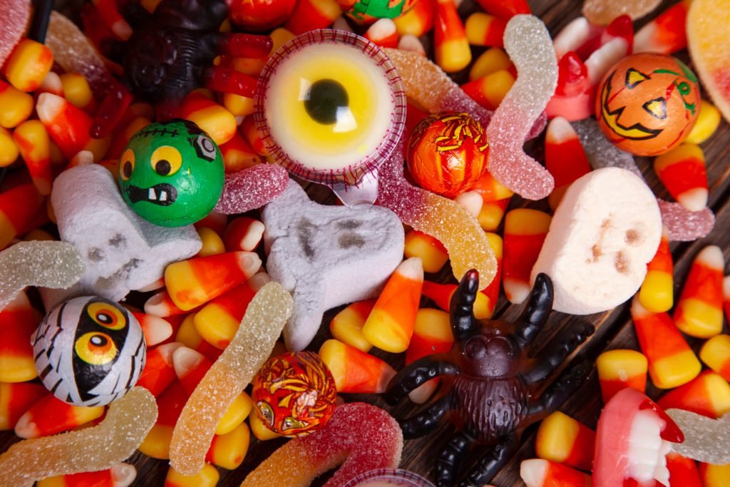 Top 4 Worst Halloween Candy for Your Teeth, According to a Dentist
