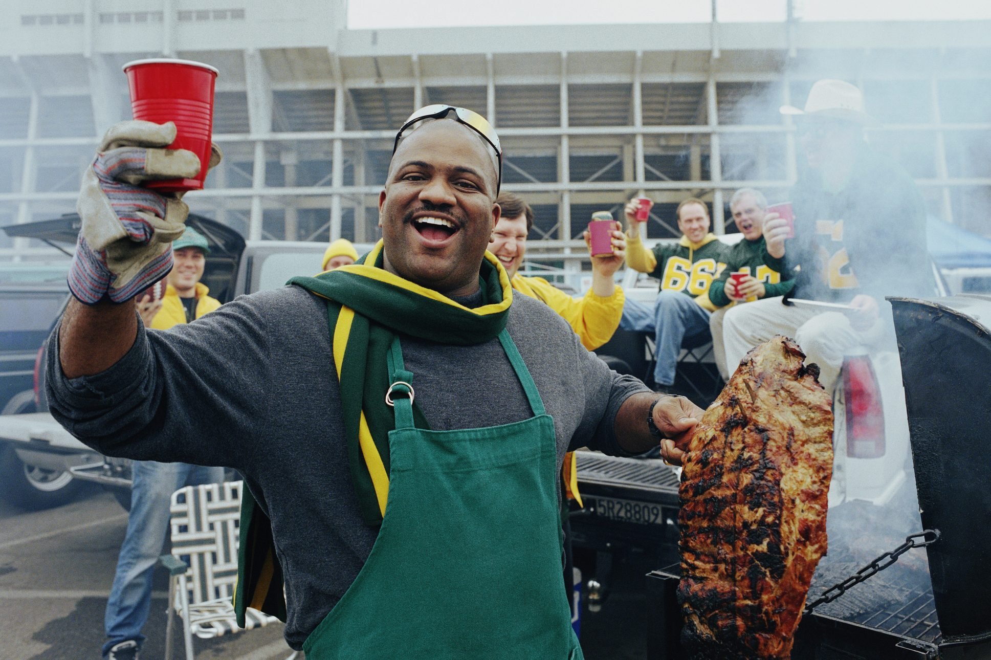 Food Safety Tips for Your Next Tailgate, From a Microbiology Expert