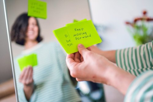 Do These 5 Things Every Morning to Keep Your Brain Sharp, Say Neurologists