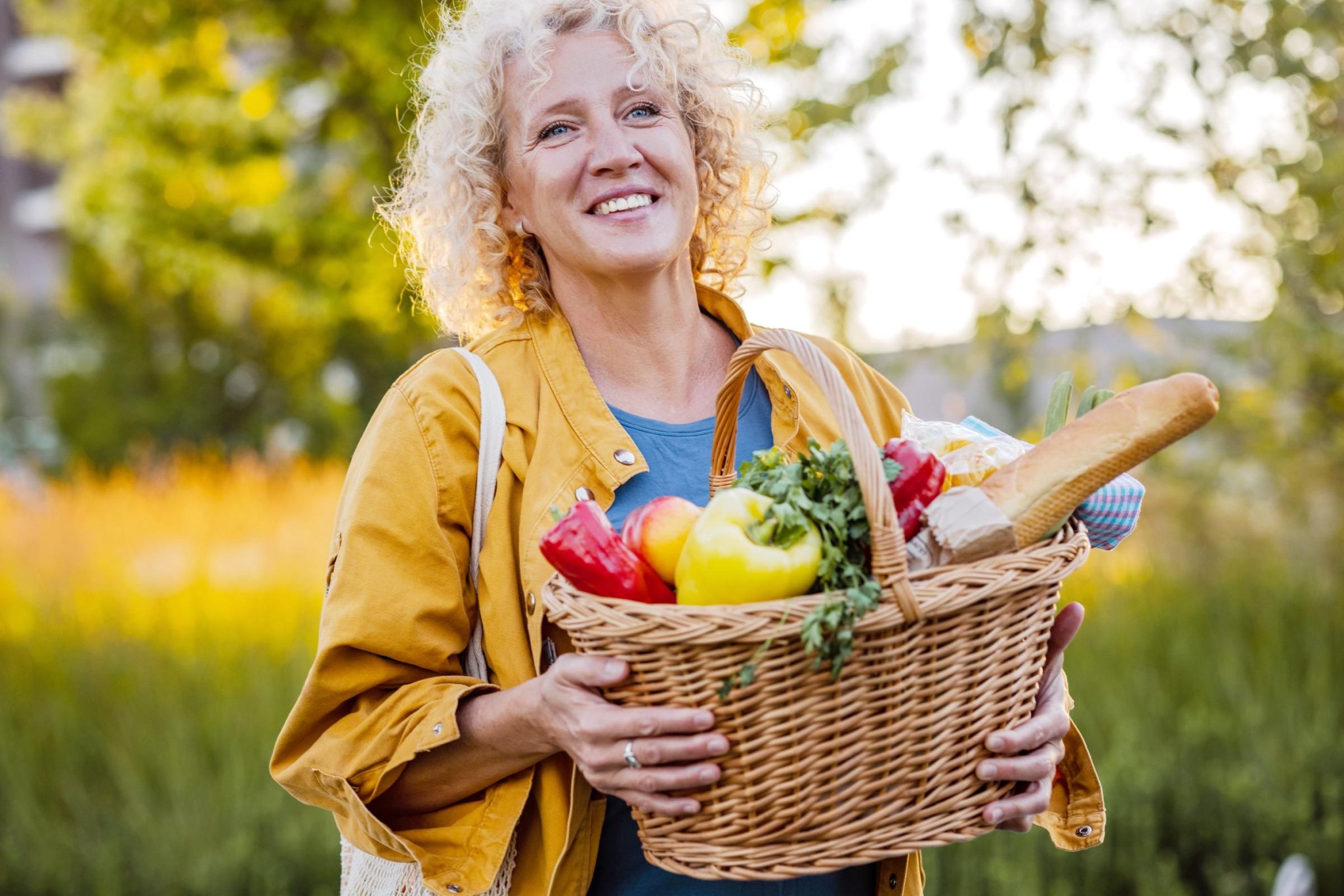 The Best Foods for Healthier Lungs, from Pulmonology Doctors and a Dietitian