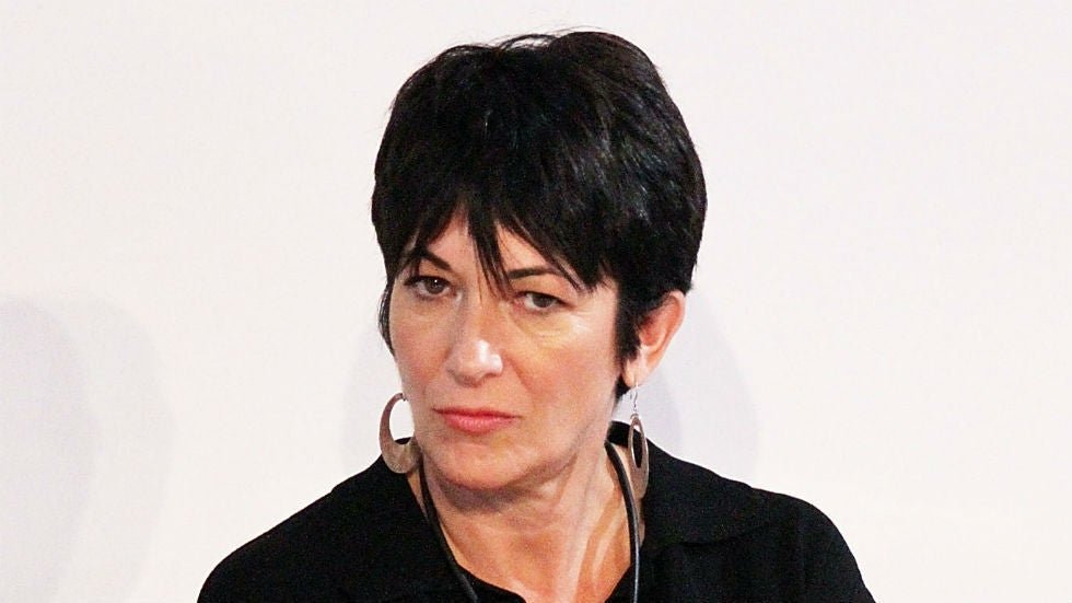Prosecutors offer to drop Ghislaine Maxwell's perjury charges if she is sentenced