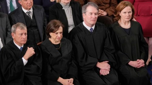Live updates: Kagan, Barrett head to Hill to testify on courts funding; US, Iran trade strikes ahead of blockade