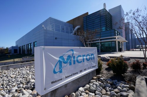 Micron announces $40 billion investment in US chip manufacturing