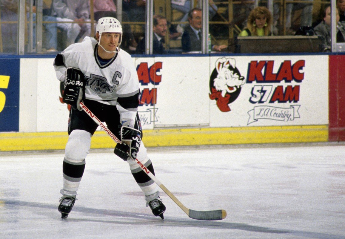 NHL Nugget: Wayne Gretzky's Hat Trick of Oct. 9 Memories with Oilers and Kings