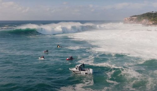 2 Minutes of Incredible Drone Footage Highlights Nearly Unrideable Waves at Cape Solander