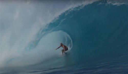2 Minutes of Kelly Slater Surfing XXL No Kandui on July 3rd