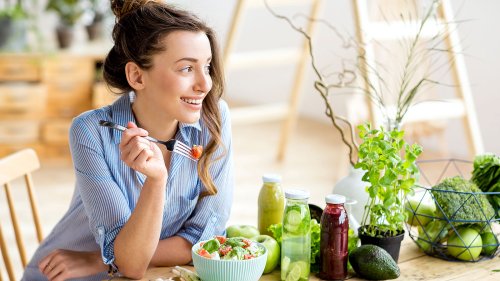 How to eat mindfully by listening to your body