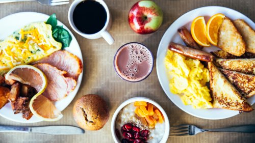 What experts have to say about skipping breakfast and weight loss
