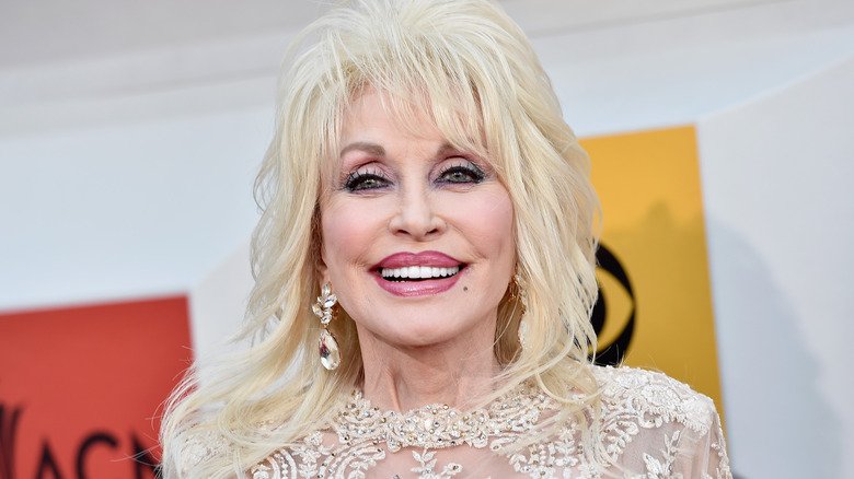 The Real Reason You Never See Dolly Parton's Husband