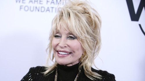 Dolly Parton's Secret Burial: Why Even Close Family Members Missed The Service