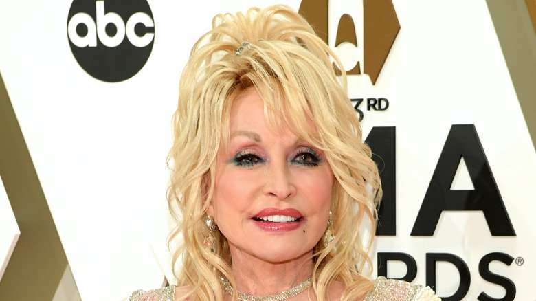 This Is How Much Money Dolly Parton Is Actually Worth - The List