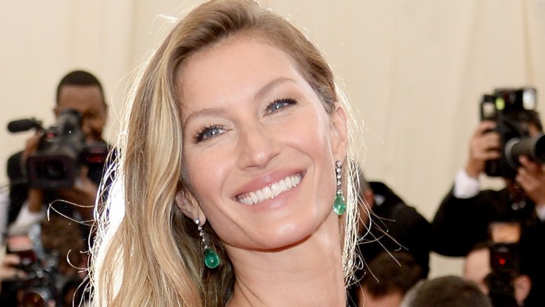 What Gisele Bundchen Really Eats In A Day - The List