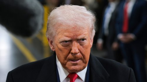 Expert Claims Donald Trump Had A Stroke & Suspicion About His Health Keeps Building