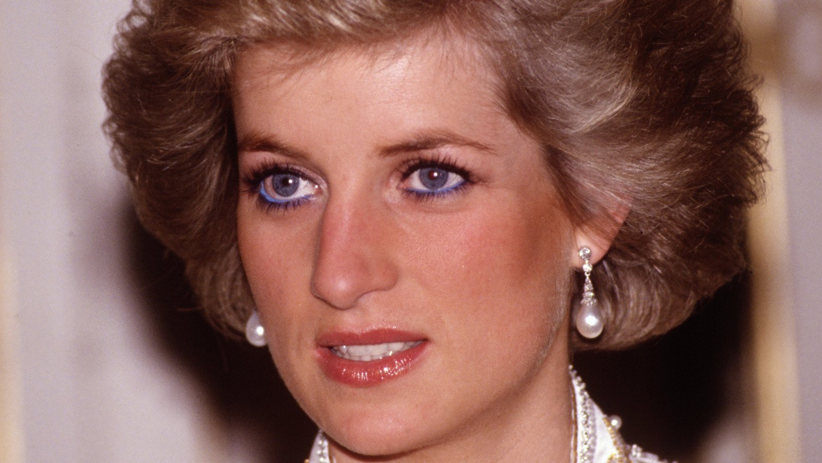 How Princess Diana's Wedding Vows Broke From Royal Tradition