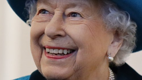 The Queen Returns To Windsor As She Reportedly Awaits An Extremely Important Call