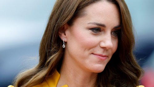 Why Royal Fans Think Kate Middleton's Abdominal Surgery Is Related To Her Past Pregnancies