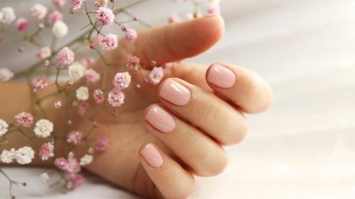 The Best Type Of Manicure For Short Nails