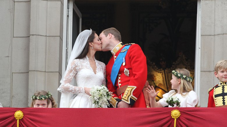 Every Royal Wedding Kiss Ranked From Worst To First