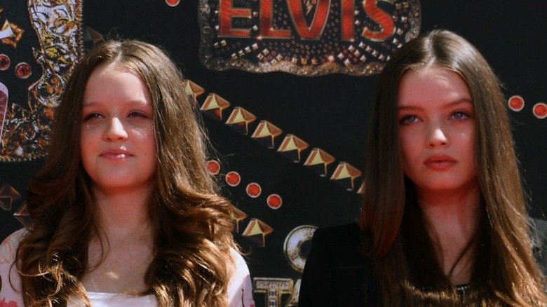 Inside Lisa Marie Presley S Relationship With Her Dad Elvis Flipboard    Large 