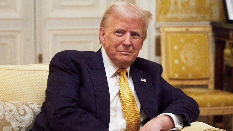 Trump's New Nickname For Justin Trudeau Proves He's Not As Funny As He Thinks He Is
