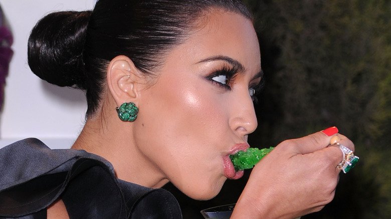 What The Kardashians Really Eat In A Day - The List