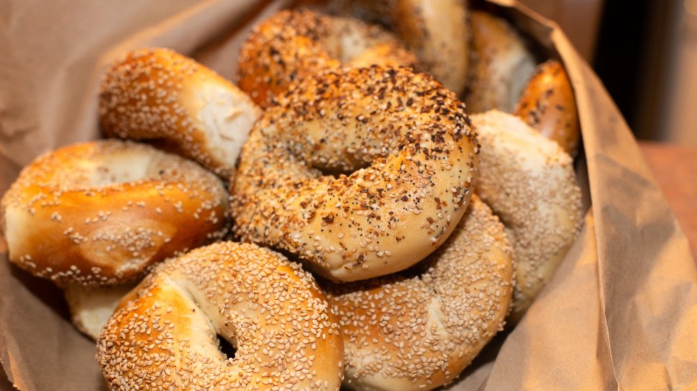 When you eat a bagel every day, this is what happens to your body