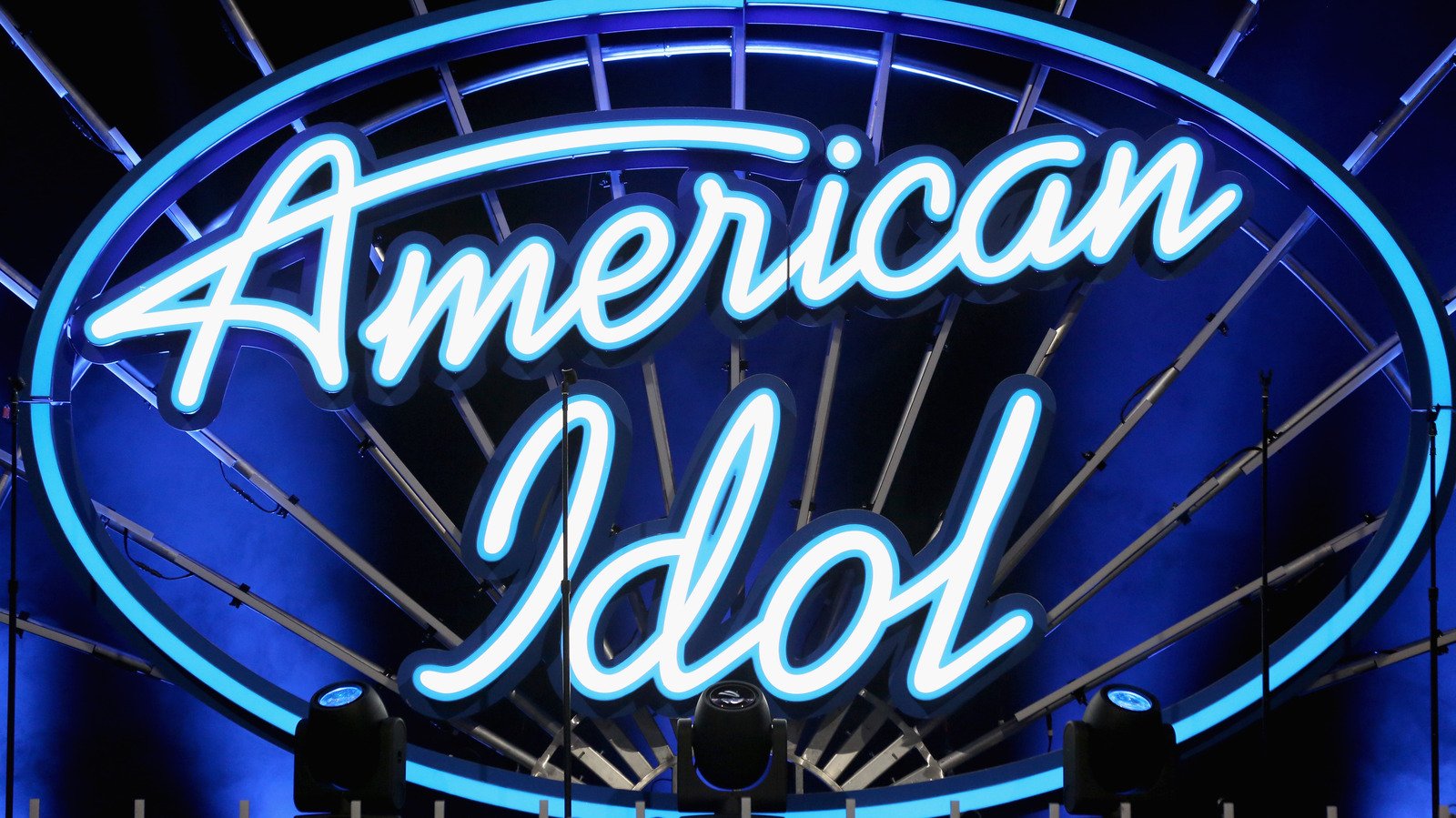 The Biggest Scandals In American Idol History - The List