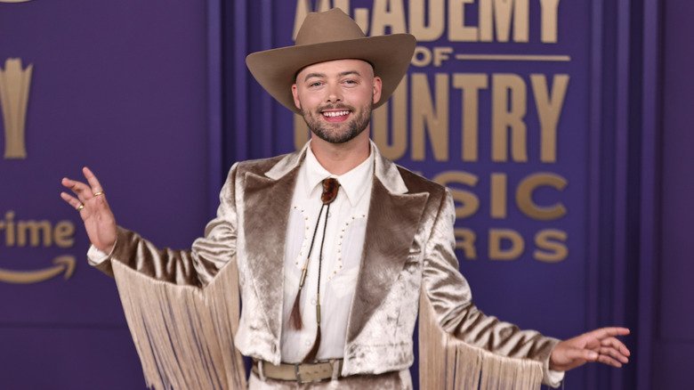 The Worst-Dressed Stars At The 2024 ACM Awards