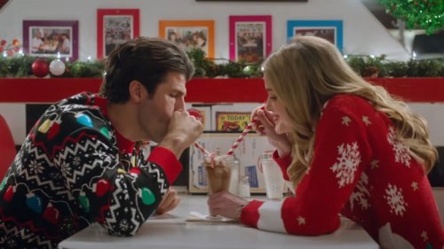 What To Watch On Hallmark This Weekend: A Beloved Hunk Shimmies Down The Chimney, Lori Loughlin Returns, & More
