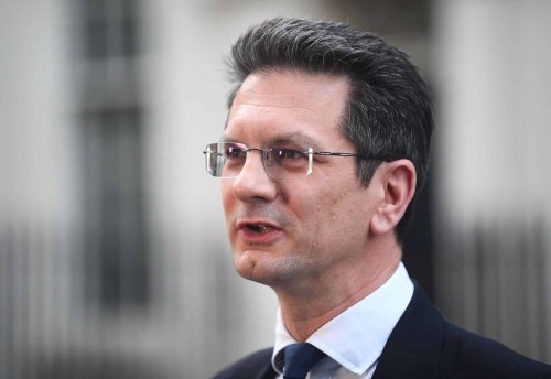 Steve Baker warns Johnson he risks looking like ‘pound shop Farage’ with Brexit opposition